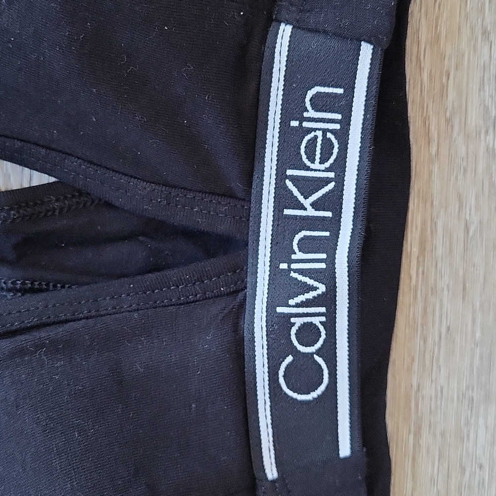 Calvin Klein The Ultimate Comfort Bralette - M - Picture 3 of 6